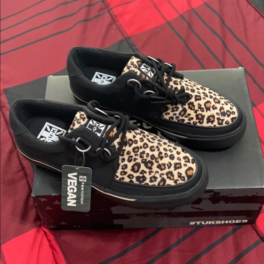 T.U.K vegan leapord sneakers